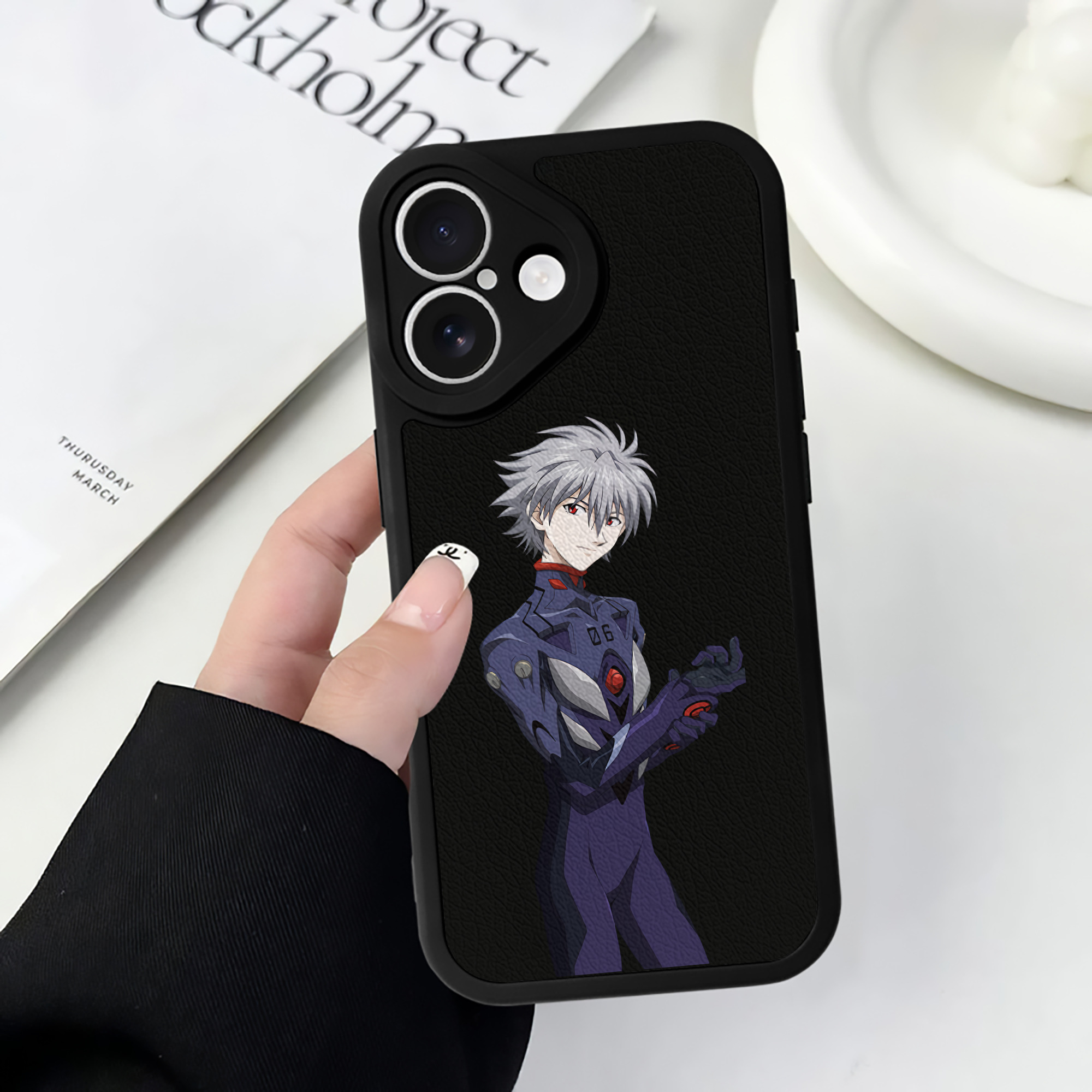 （画像用） EVA 新世紀エヴァンゲリオン 【iPhone 16シリーズ対応】シリコンスマホケース（レザー調） 材質：シリコン